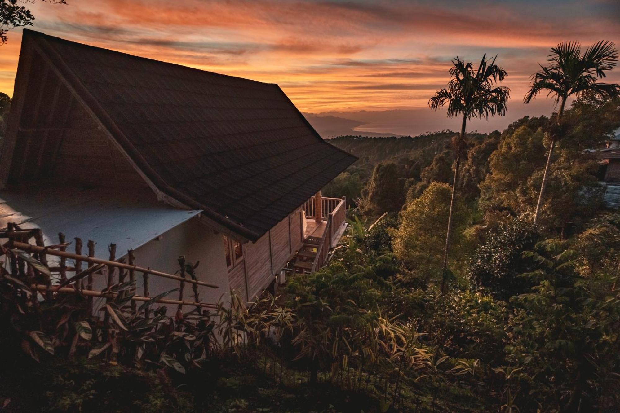 Gobleg  Garden Terrace Bali Bed & Breakfast エクステリア 写真